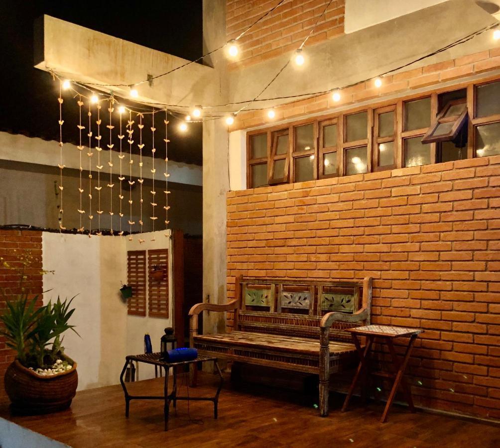 Ótima localização! Casa Tulipa, Praia de Pernambuco Guarujá Exterior foto